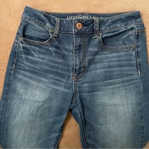 American Eagle Short Hi-Rise Jegging